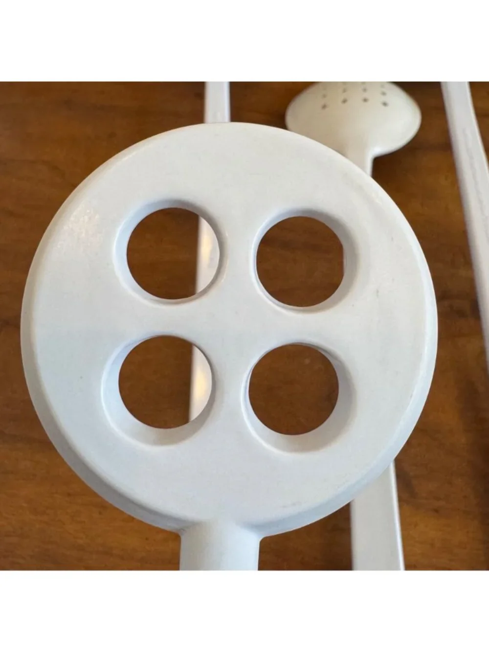Ekco Ancona White Melamine Utensil Set of 4 13.5